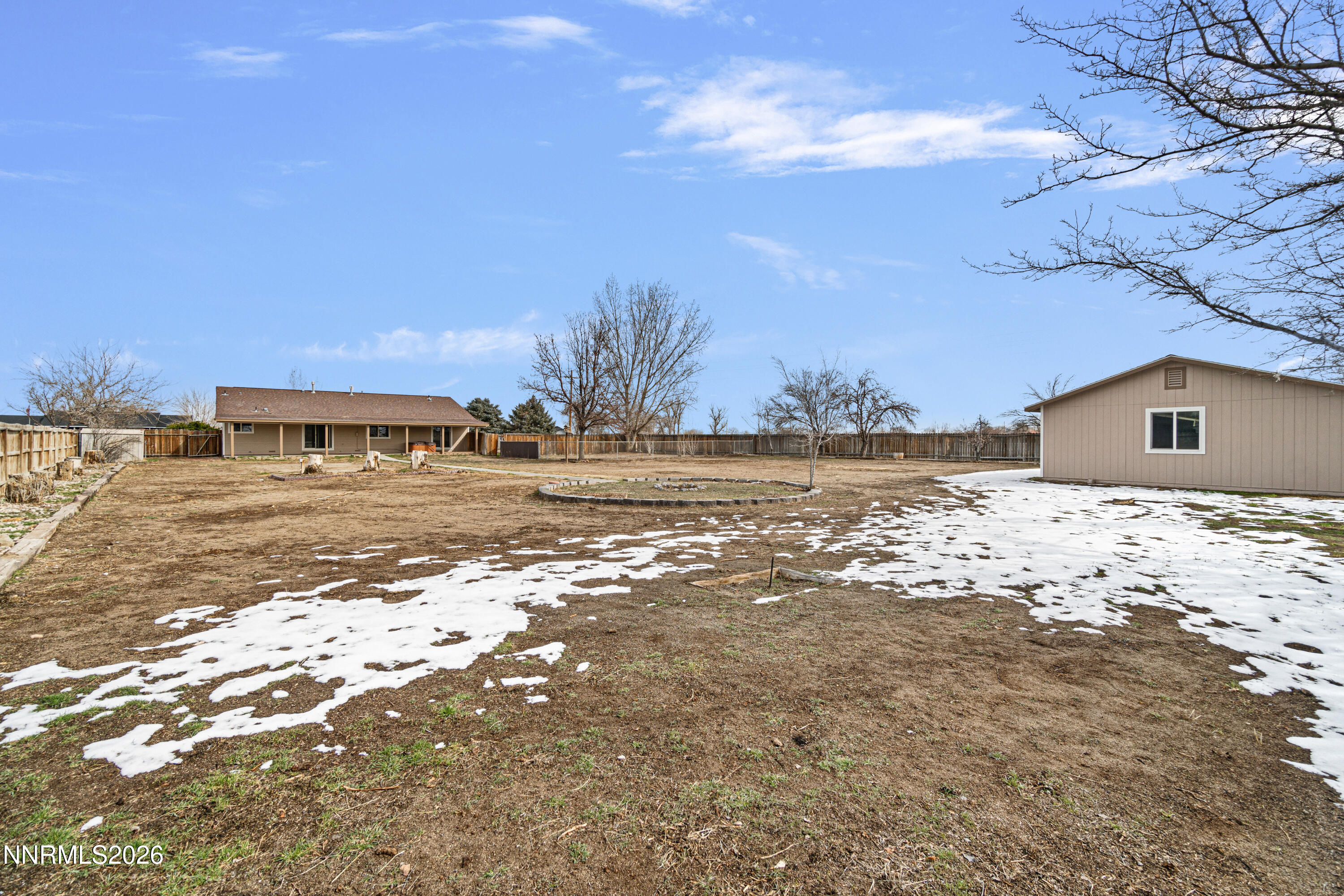 4015 Raven Drive Fallon, NV 89406 - Photo 25 of 29 a front view of a house with a yard