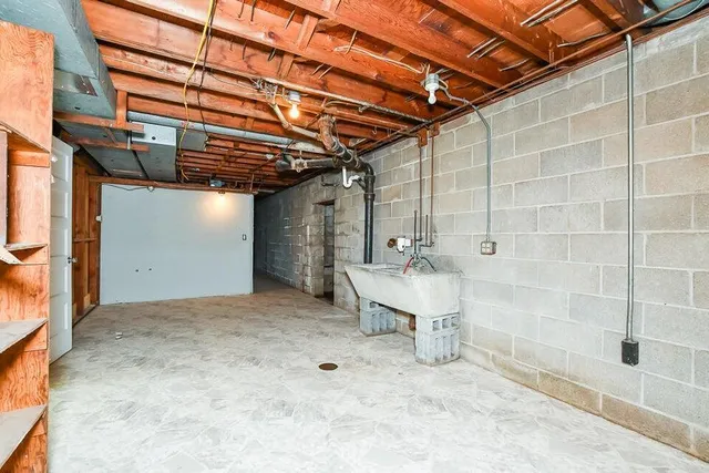 $259,000 | 6604 East H Avenue, Kalamazoo, MI 49048