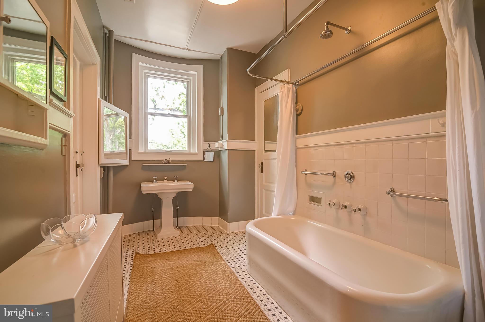 5 Club Road Baltimore, MD 21210 - Photo 15 of 30 Bath (Master)