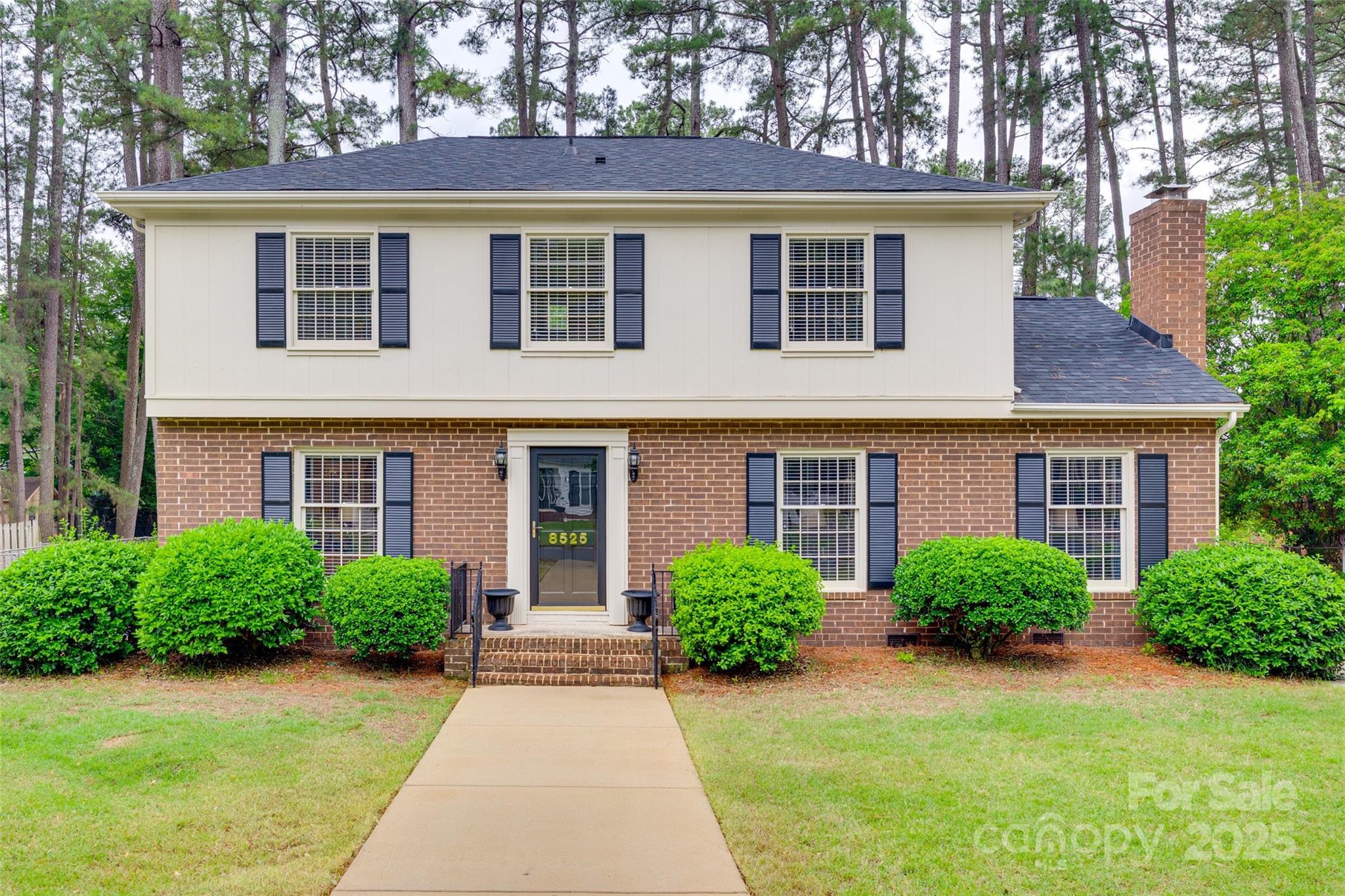8525 Castlekeep Road, Unit 26 Charlotte, NC 28226 - Photo 1 of 36 Gallery Image 1