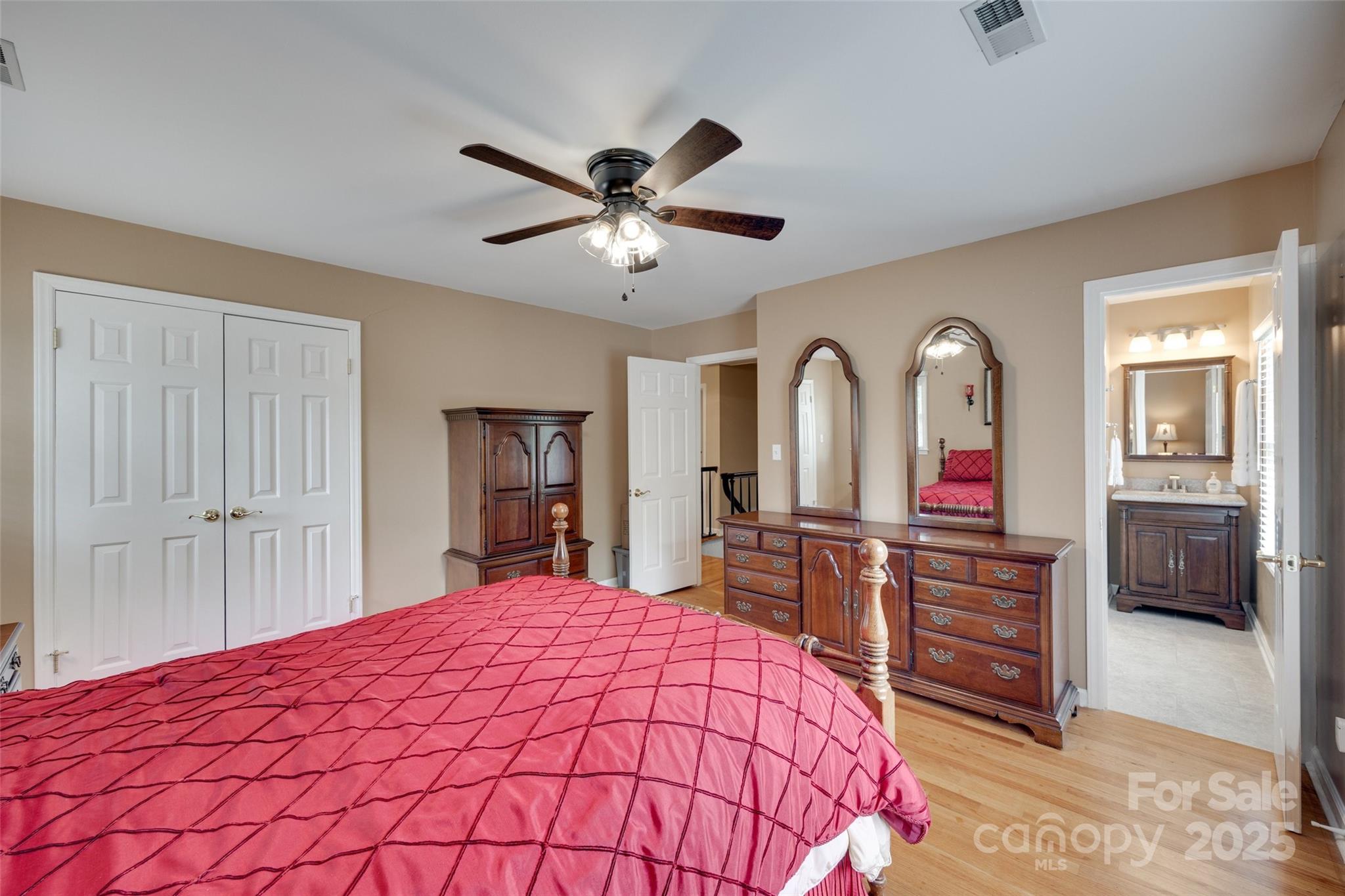 8525 Castlekeep Road, Unit 26 Charlotte, NC 28226 - Photo 19 of 36 Gallery Image 19