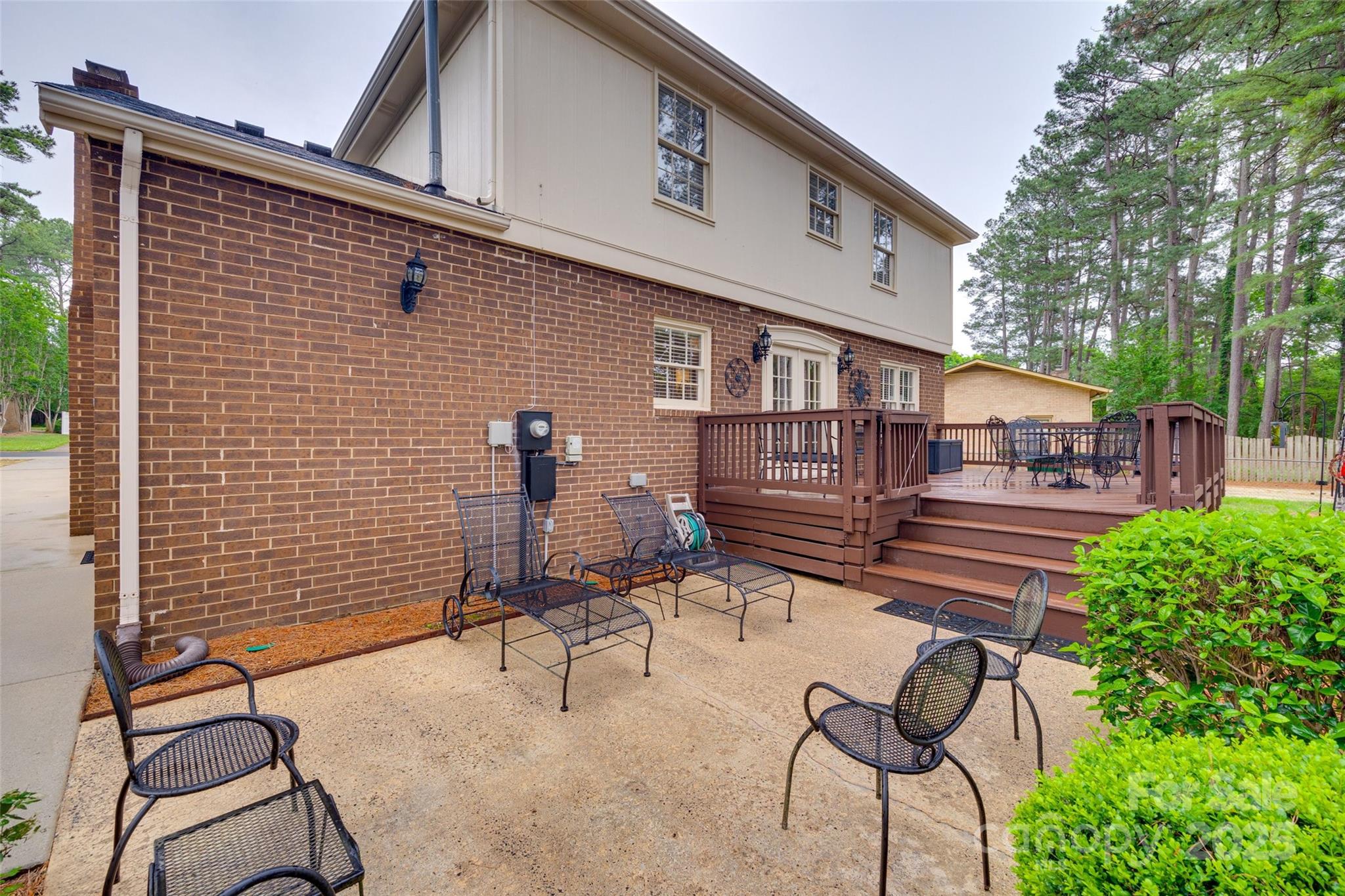 8525 Castlekeep Road, Unit 26 Charlotte, NC 28226 - Photo 28 of 36 Gallery Image 28