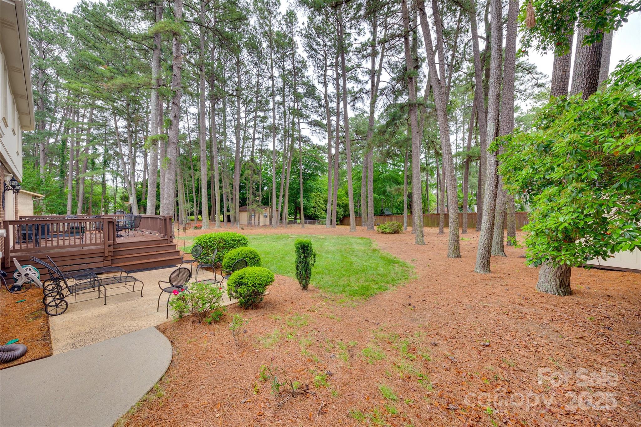 8525 Castlekeep Road, Unit 26 Charlotte, NC 28226 - Photo 30 of 36 Gallery Image 30