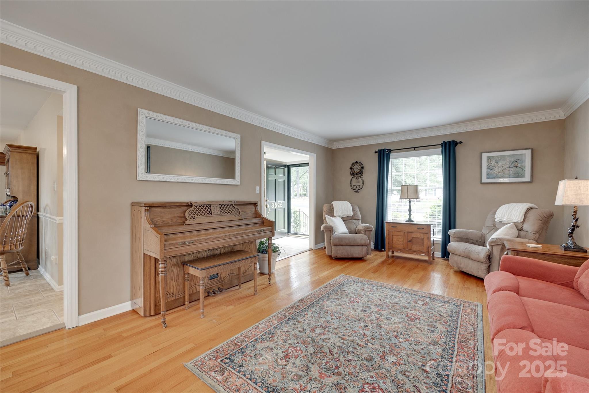 8525 Castlekeep Road, Unit 26 Charlotte, NC 28226 - Photo 6 of 36 Gallery Image 6