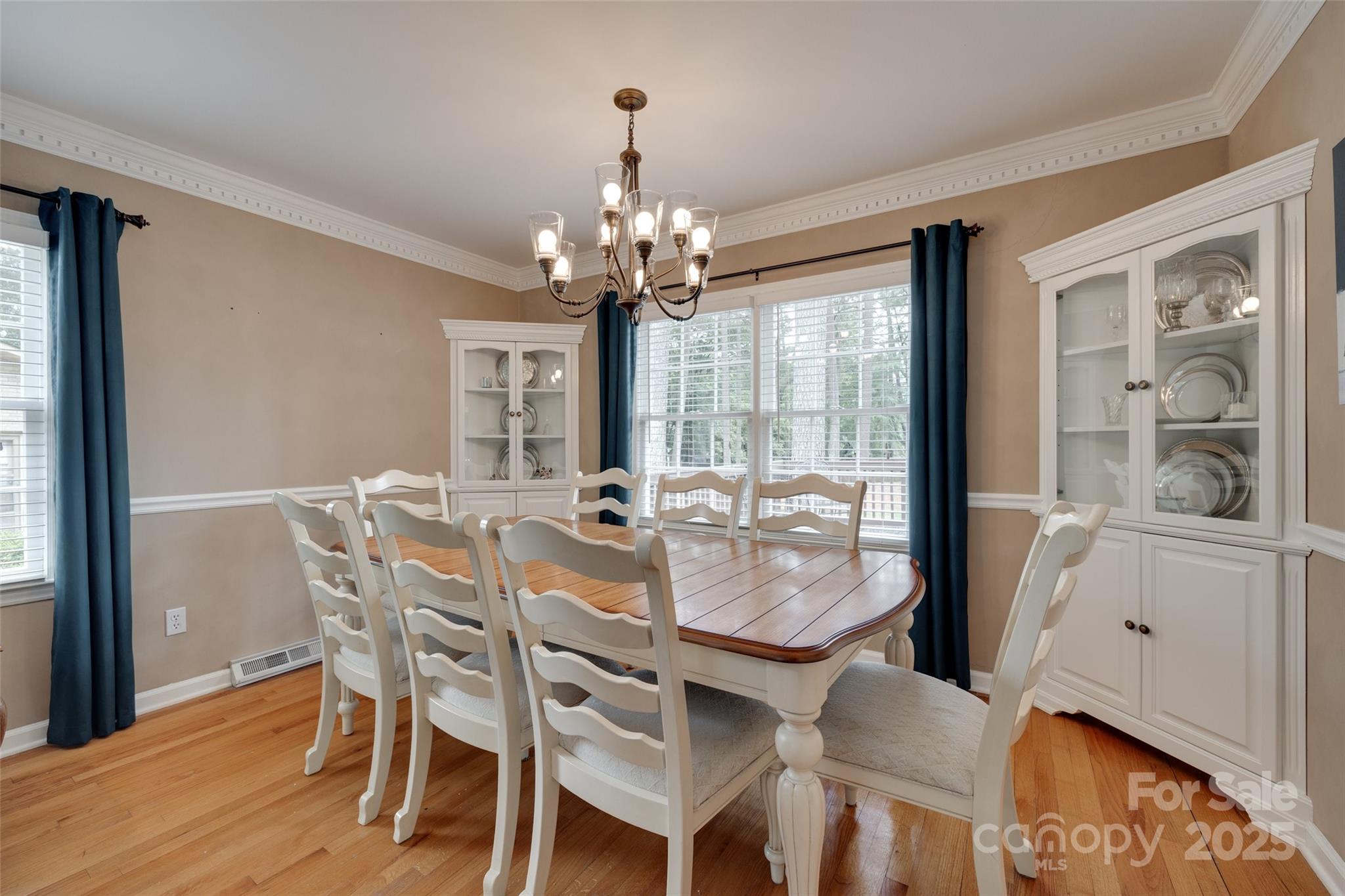 8525 Castlekeep Road, Unit 26 Charlotte, NC 28226 - Photo 8 of 36 Gallery Image 8