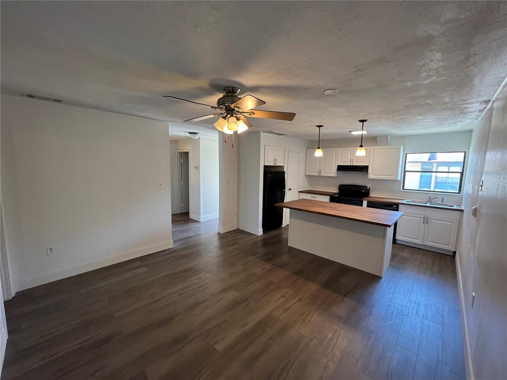 2811 Southwest Archer Road, Unit Z242 Gainesville, FL 32608 - Photo 1 of 1 Gallery Image 1