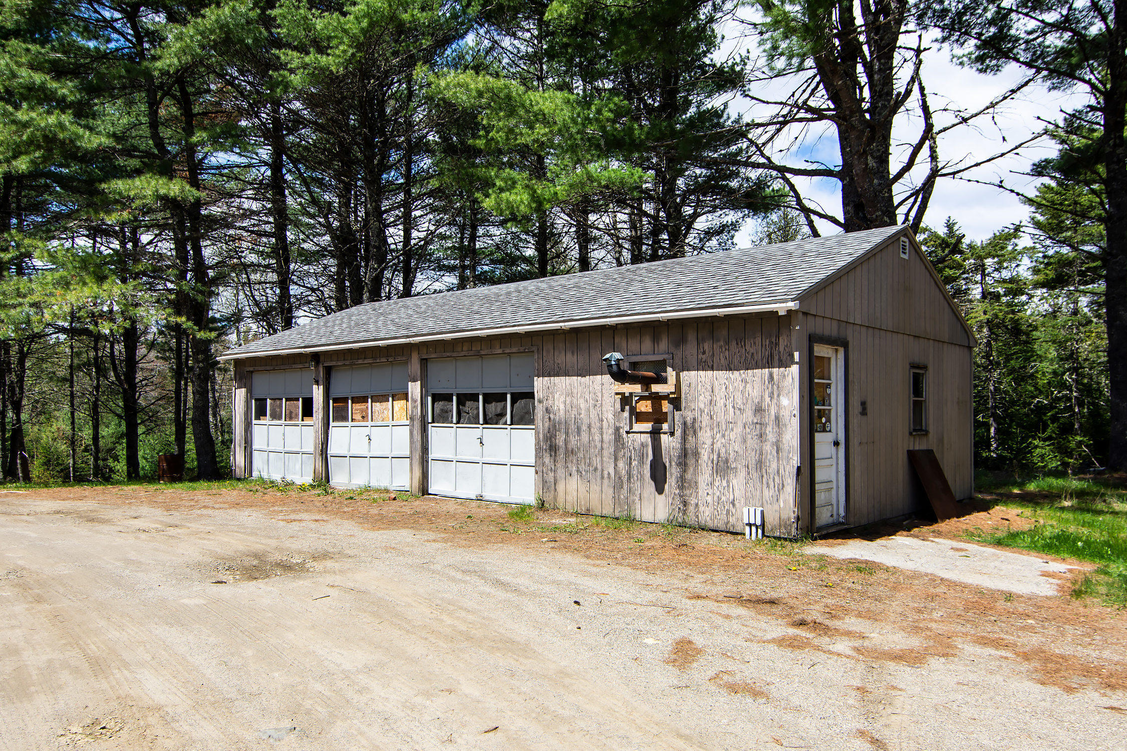 393 Pierces Pond Road Penobscot, ME 04476 - Photo 24 of 25 393 Pierces Pond Road-print-027-10-Garag