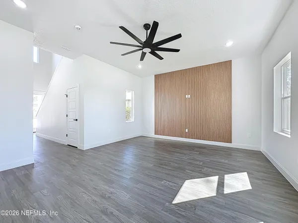 $3,999 | 2121 Broadwater Drive, Jacksonville, FL 32225