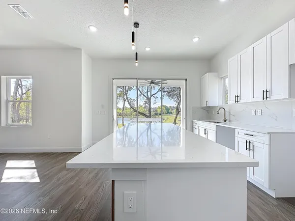 $3,999 | 2121 Broadwater Drive, Jacksonville, FL 32225