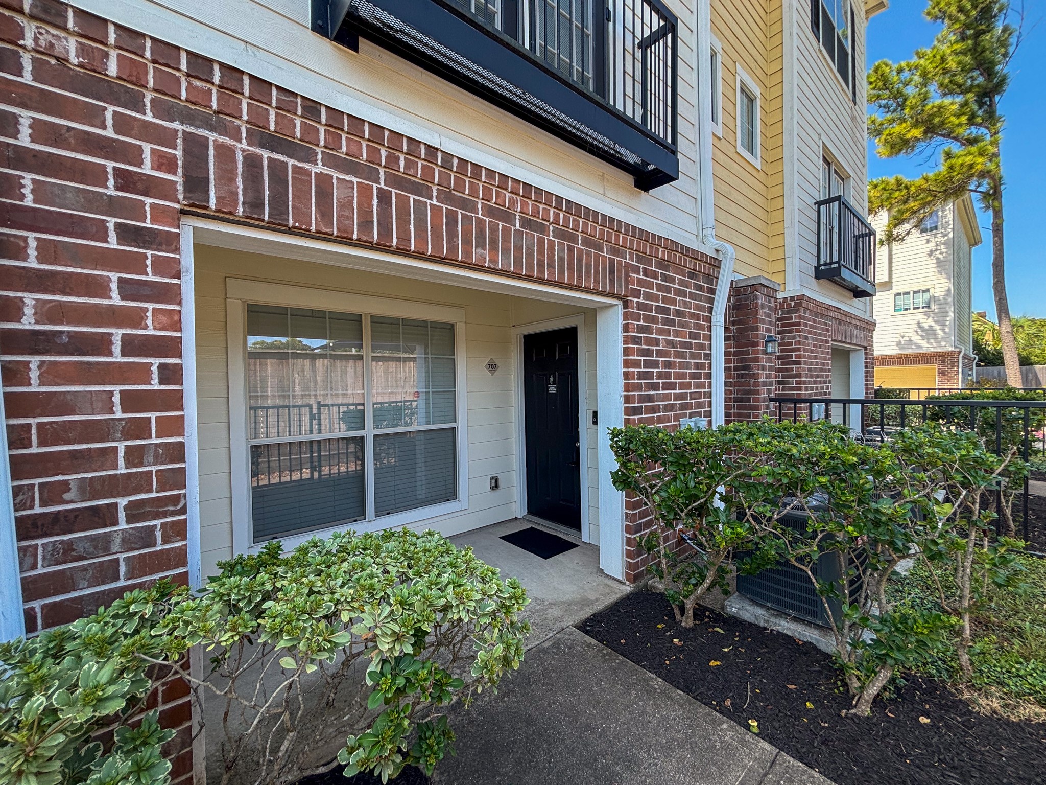 9200 Westheimer Road, Unit 707 Houston, TX 77063 - Photo 37 of 39 Gallery Image 37