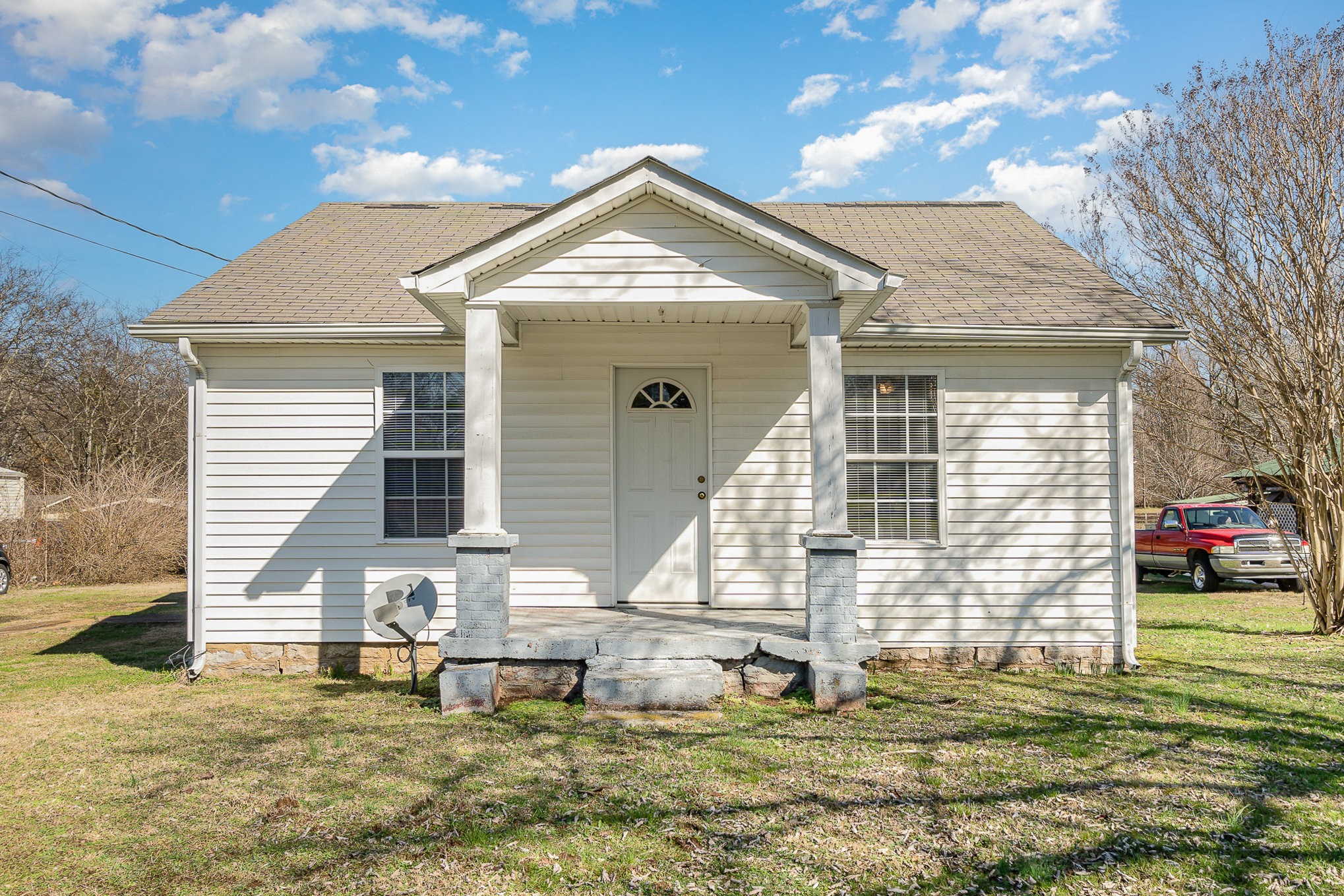 320 Holly Grove Road Lewisburg, TN 37091 - Photo 1 of 21 Gallery Image 1