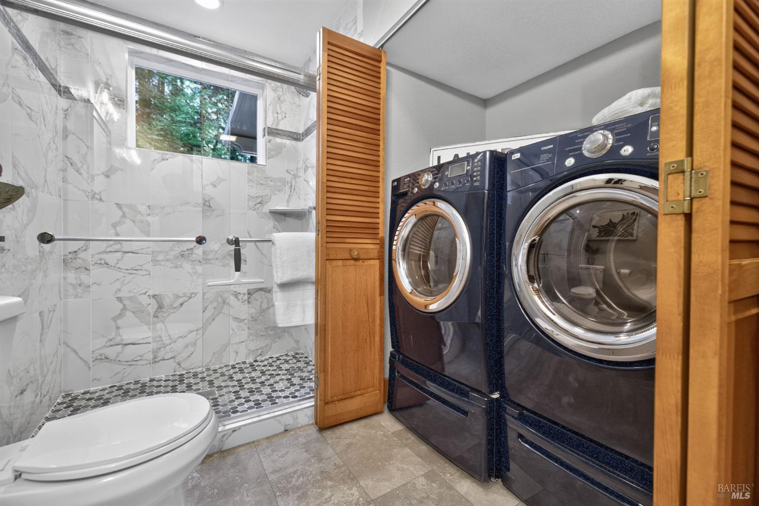 2132 Green Hill Road Sebastopol, CA 95472 - Photo 29 of 55 Laundry is conveniently located here also.