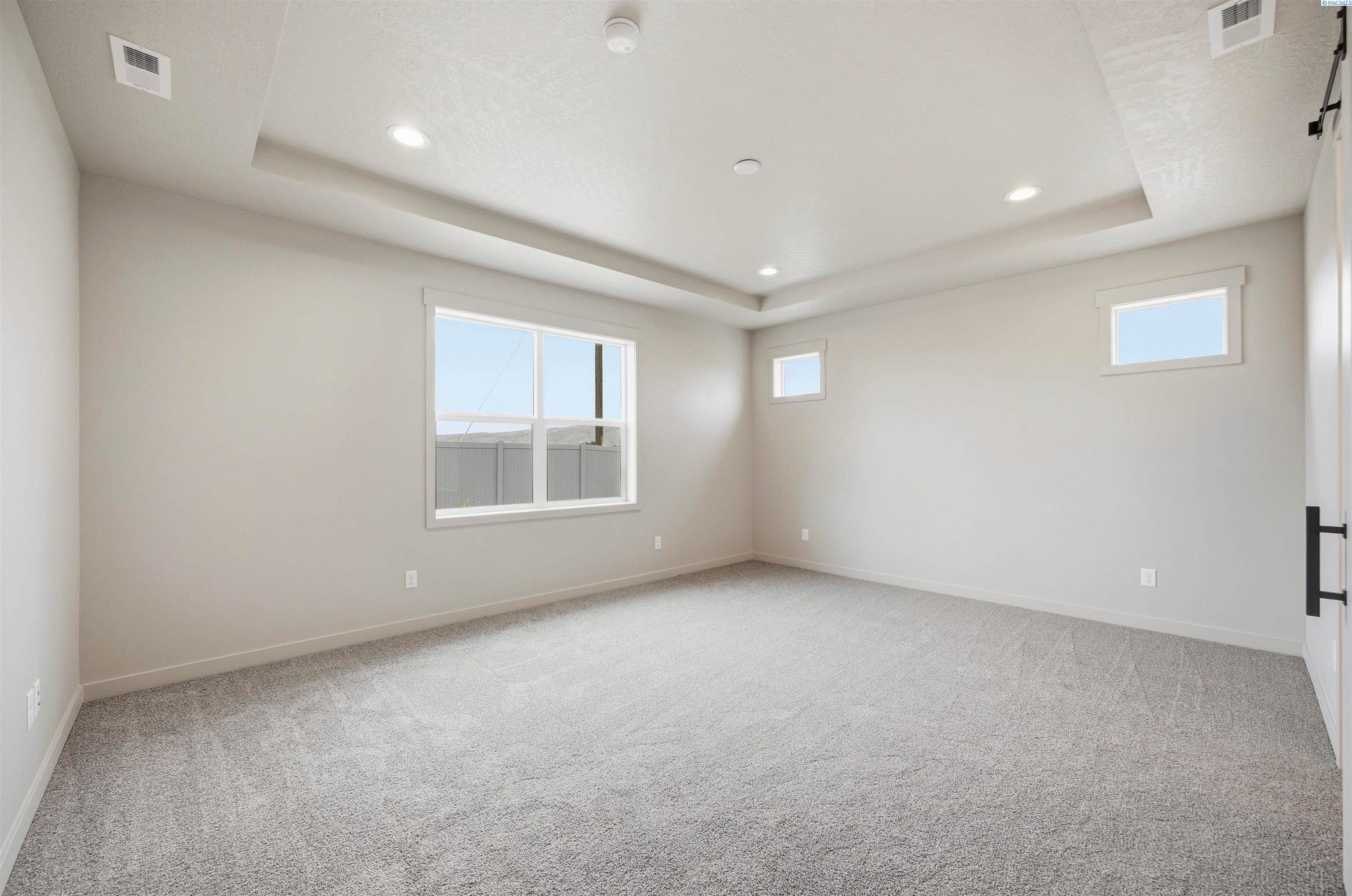 220 Scott Road Richland, WA 99354 - Photo 13 of 32 Gallery Image 13