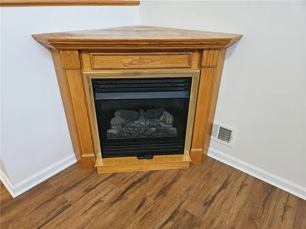 $2,000 | 301 Malcolm Court, Monroeville, PA 15146