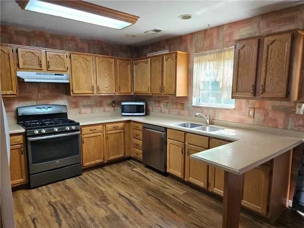 $2,000 | 301 Malcolm Court, Monroeville, PA 15146