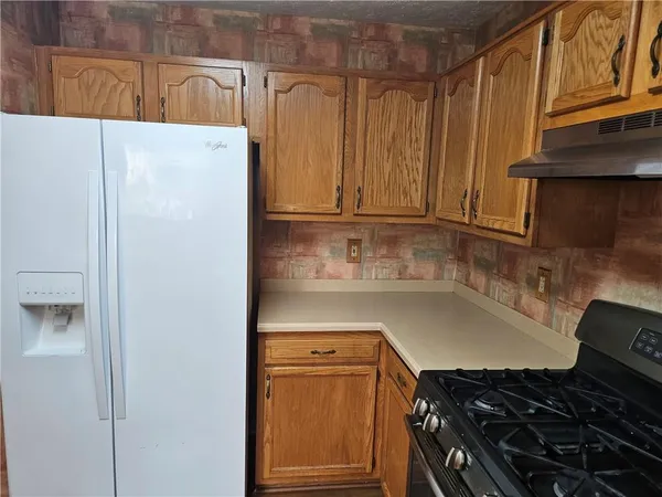 $2,000 | 301 Malcolm Court, Monroeville, PA 15146
