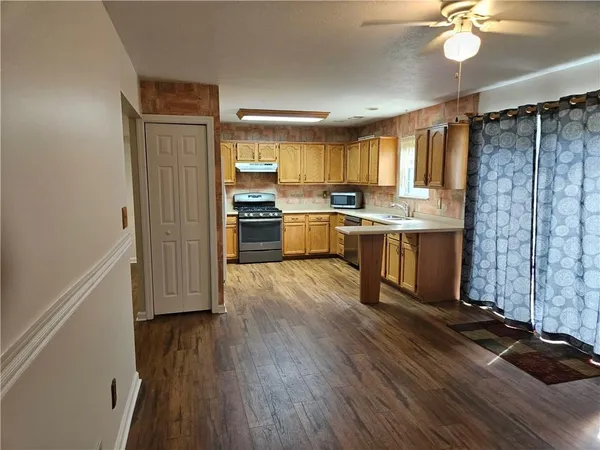 $2,000 | 301 Malcolm Court, Monroeville, PA 15146
