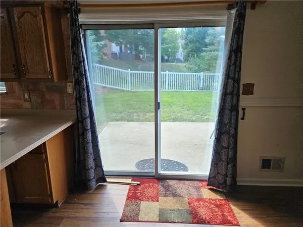 $2,000 | 301 Malcolm Court, Monroeville, PA 15146