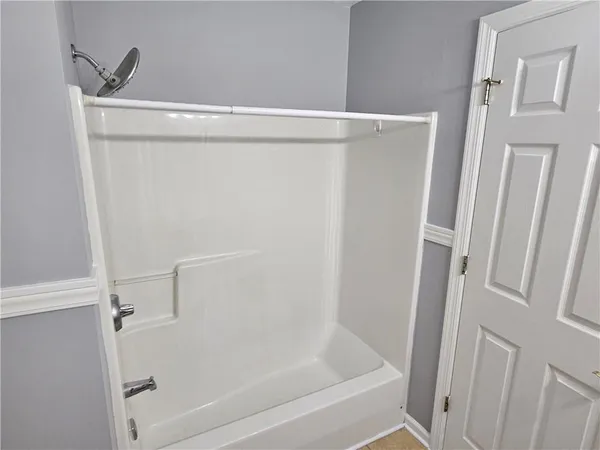 $2,000 | 301 Malcolm Court, Monroeville, PA 15146