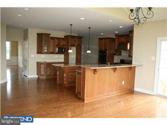 35 Ridgeview Way Allentown, NJ 08501 - Photo 7 of 12 Gallery Image 7