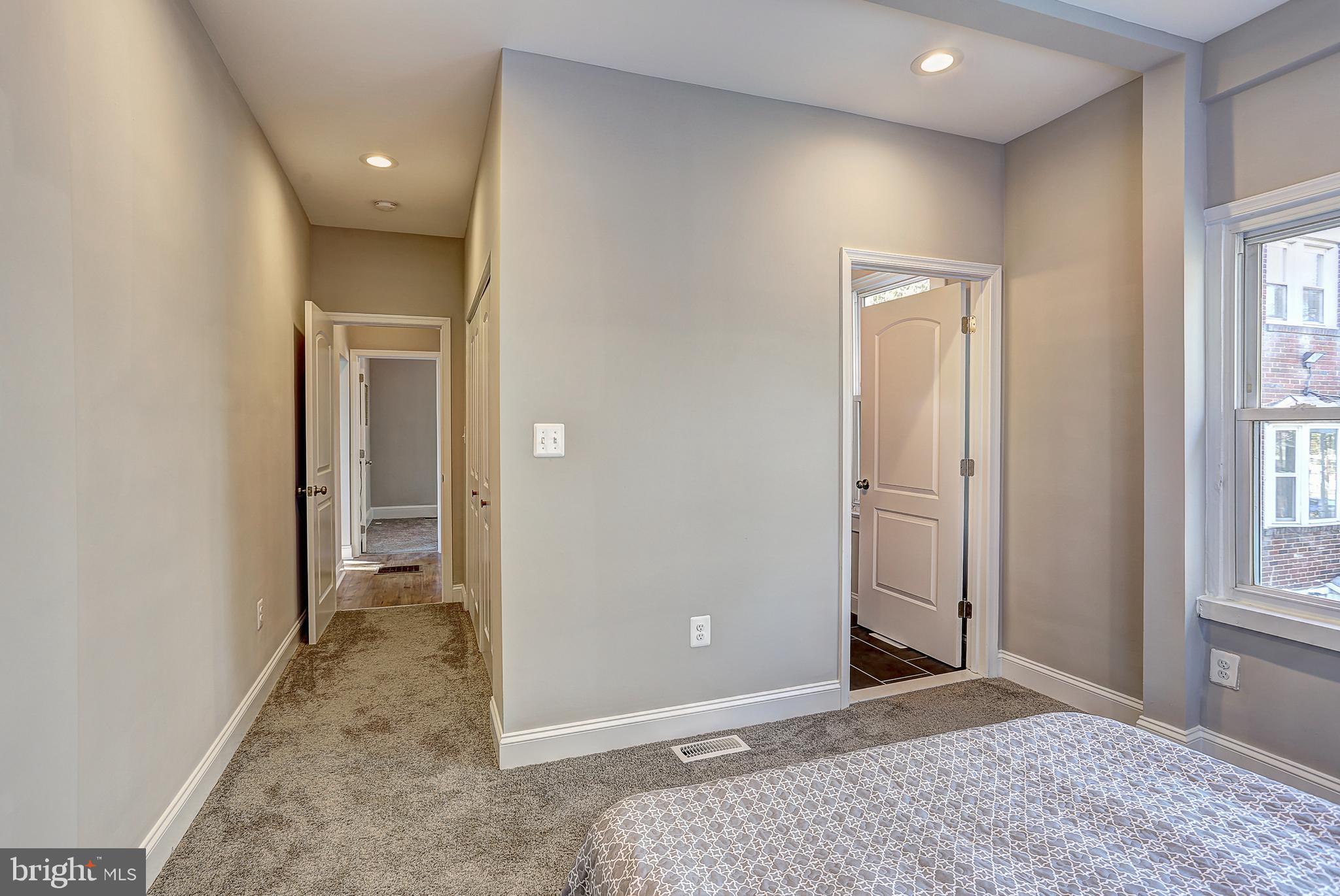 203 West Edgevale Road Baltimore, MD 21225 - Photo 16 of 26 large master bedroom