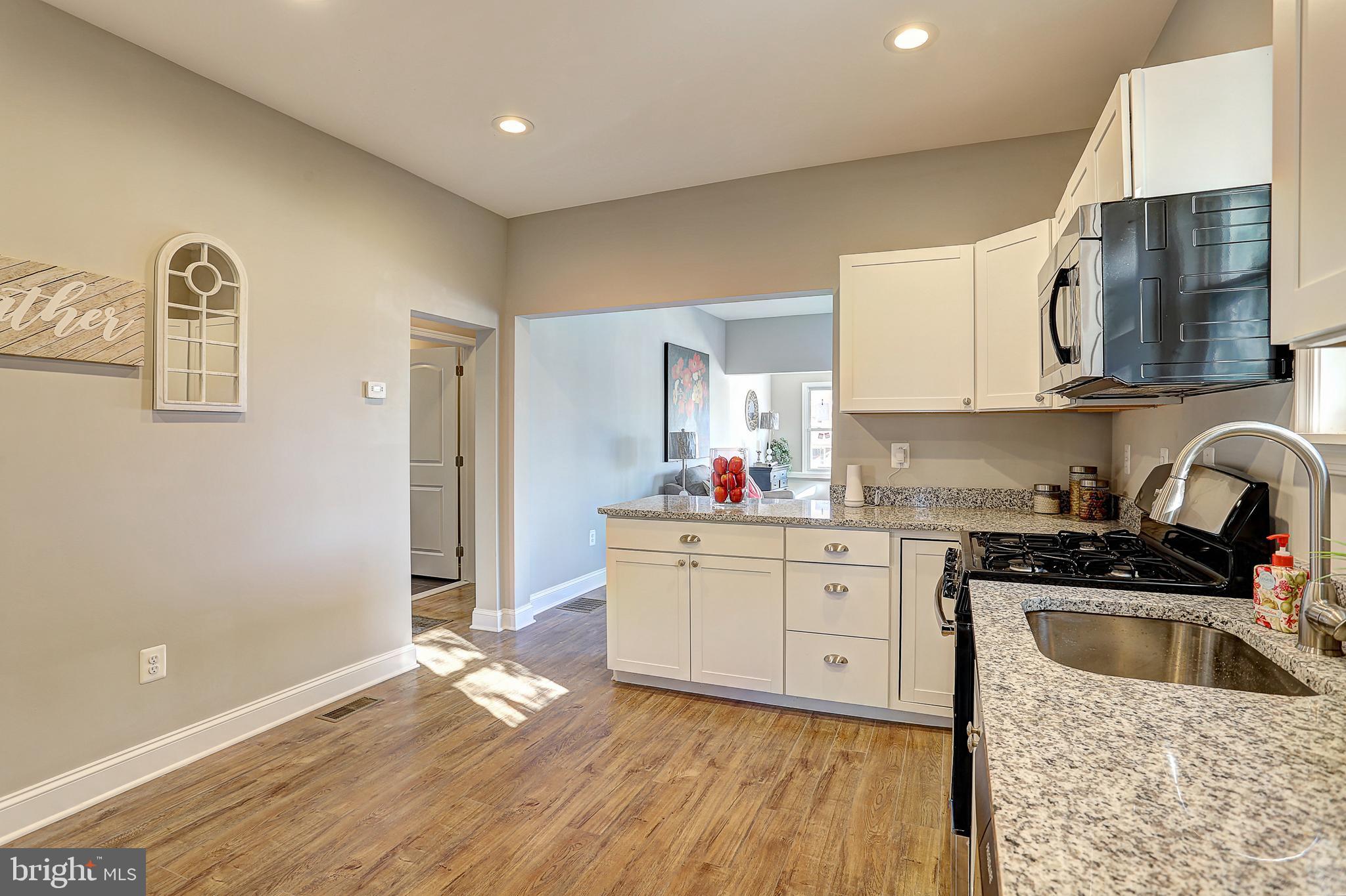 203 West Edgevale Road Baltimore, MD 21225 - Photo 7 of 26