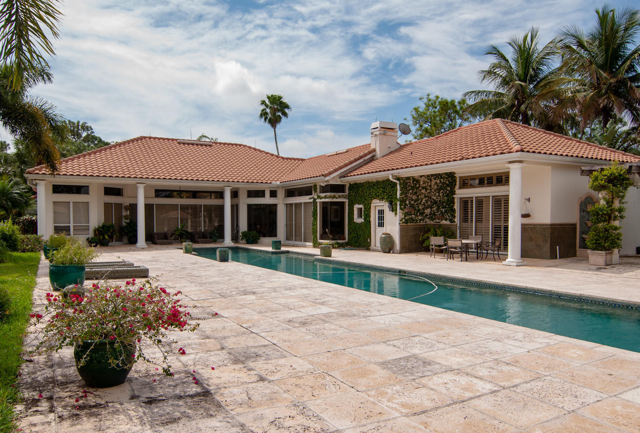 1200 Southeast Ranch Road South Jupiter, FL 33478 - Photo 16 of 59 Pool deck