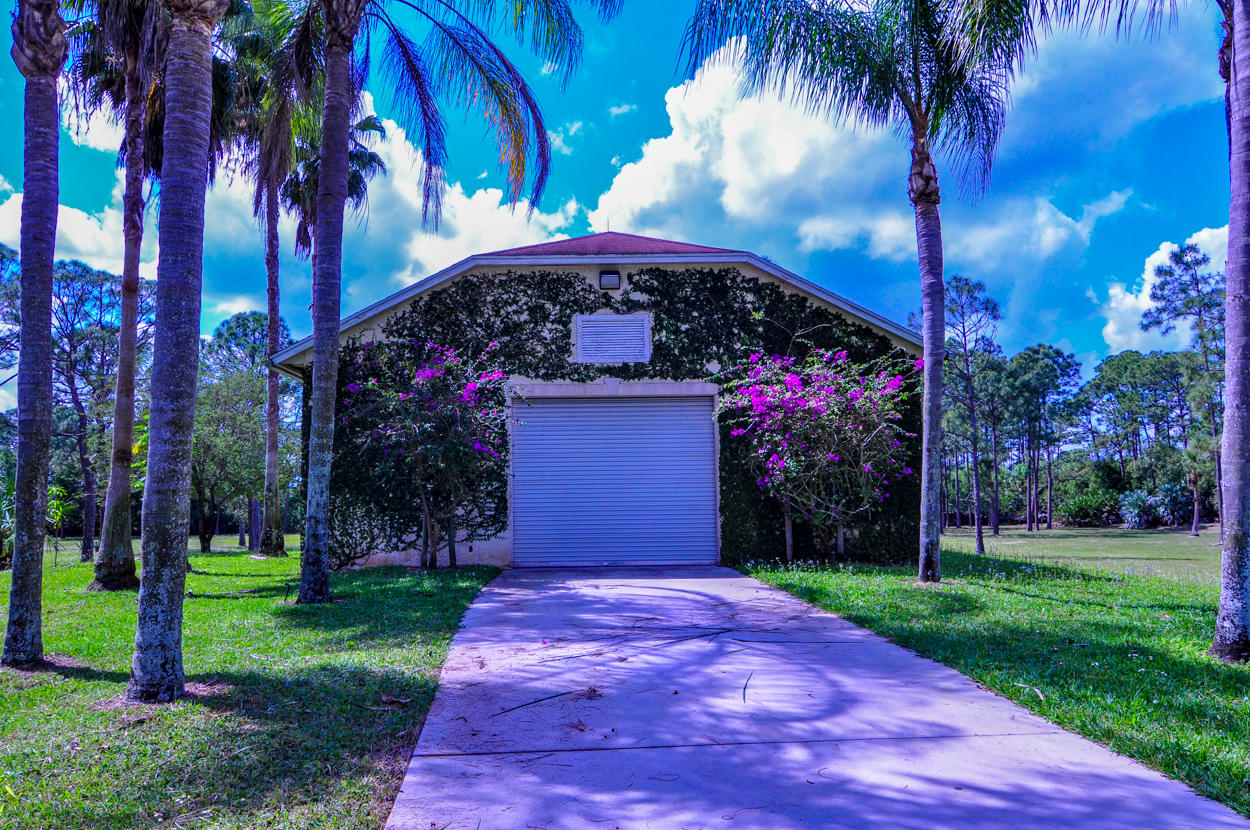1200 Southeast Ranch Road South Jupiter, FL 33478 - Photo 51 of 59 CBS Barn