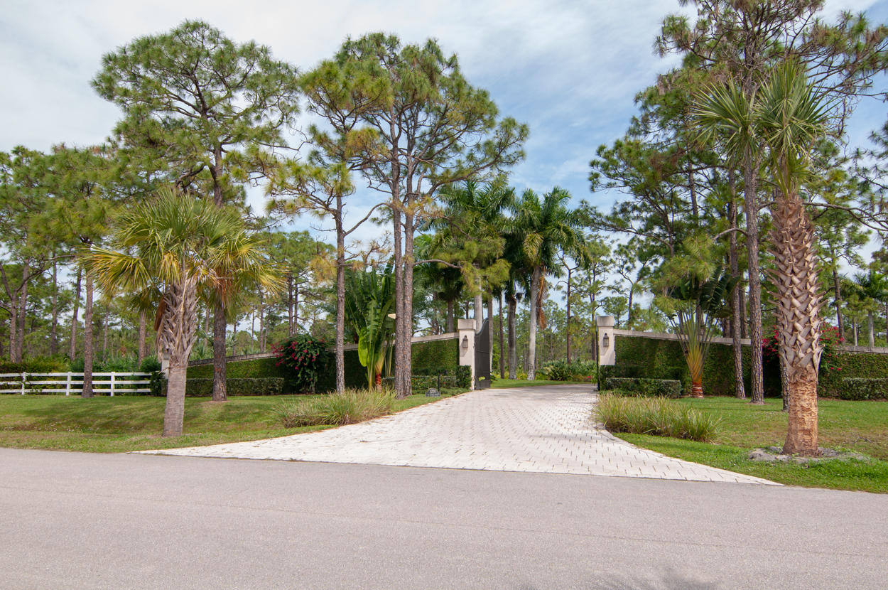 1200 Southeast Ranch Road South Jupiter, FL 33478 - Photo 7 of 59 Entrance