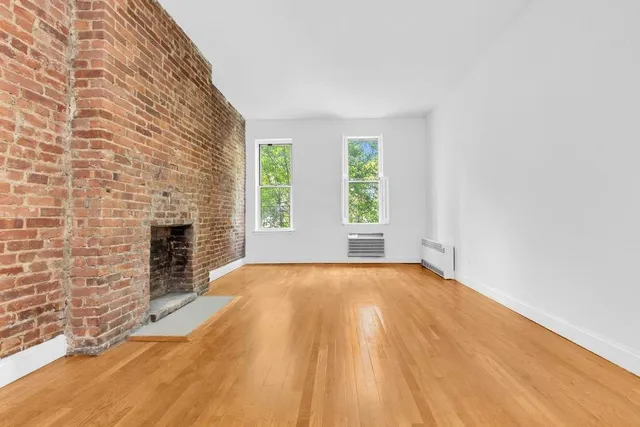 $275,000 | 407 East 87th Street, Unit 3C | Upper East Side