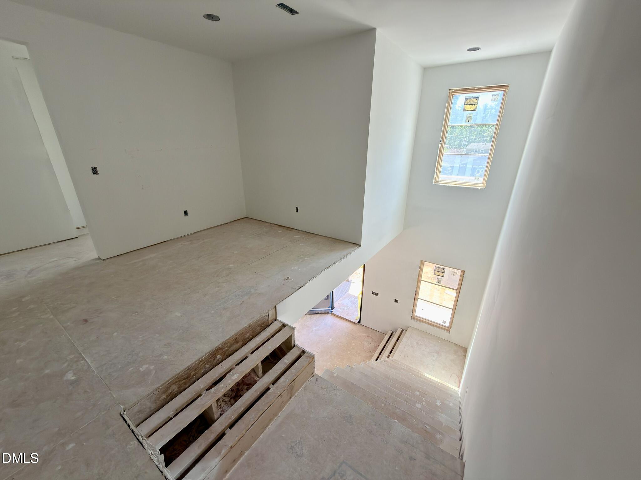 704 Coventry Court Raleigh, NC 27609 - Photo 18 of 48 Upper Hall