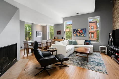 $1,799,000 | 1149 West Wellington Avenue, Chicago, IL 60657