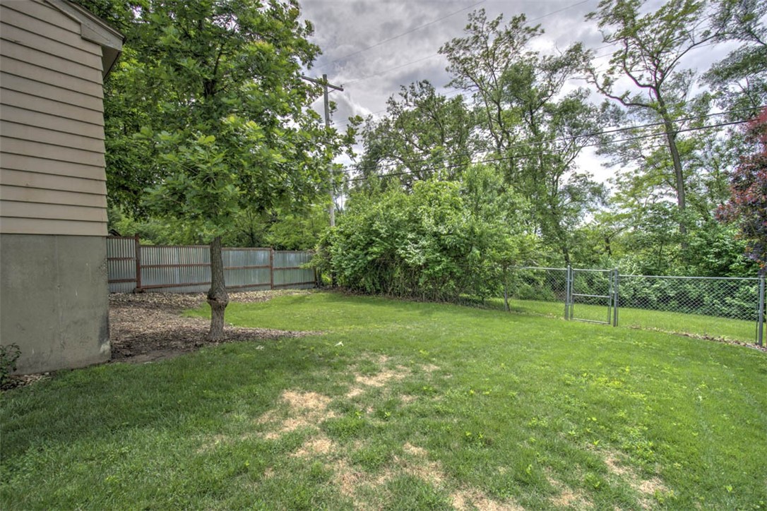 1521 West Sunset Avenue Decatur, IL 62522 - Photo 34 of 35 Gallery Image 34