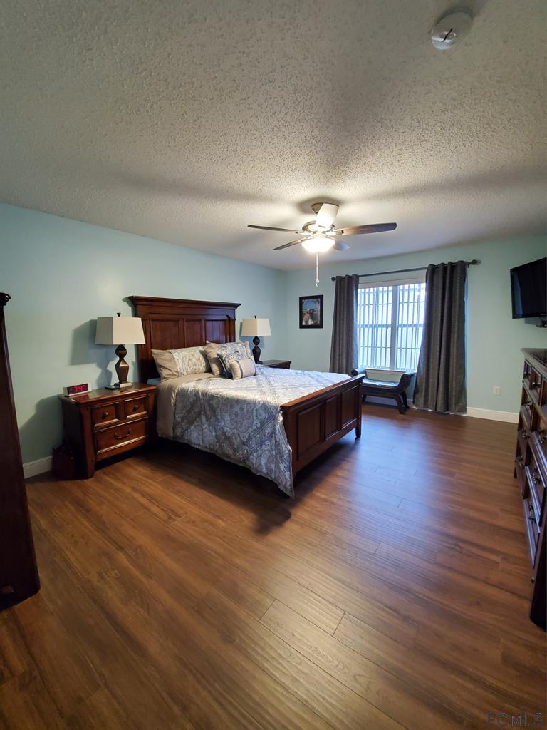 44 Riddle Drive Palm Coast, FL 32164 - Photo 15 of 49 Master Bedroom