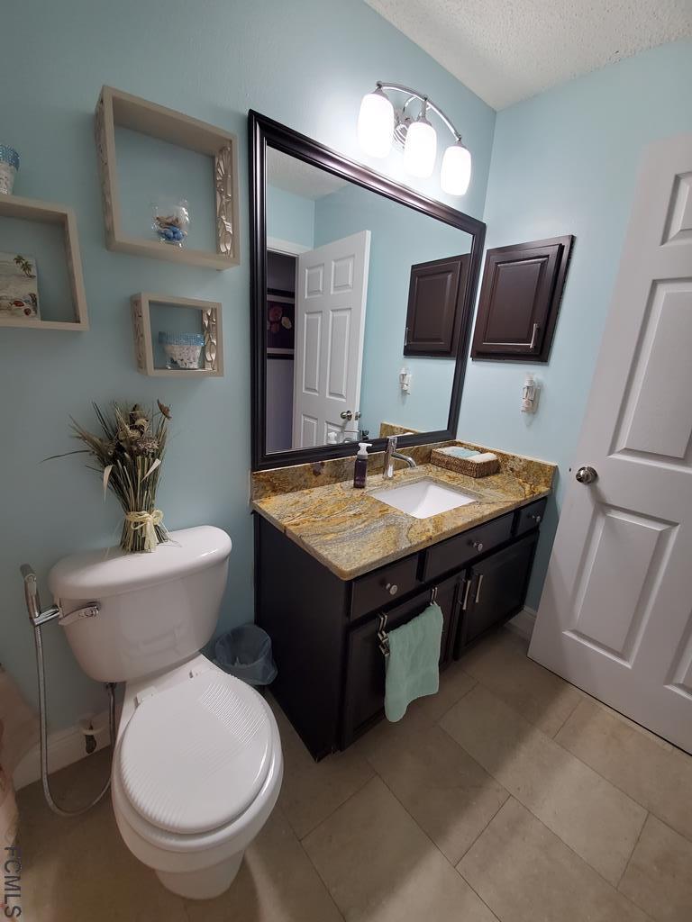 44 Riddle Drive Palm Coast, FL 32164 - Photo 34 of 49 Guest Bathroom