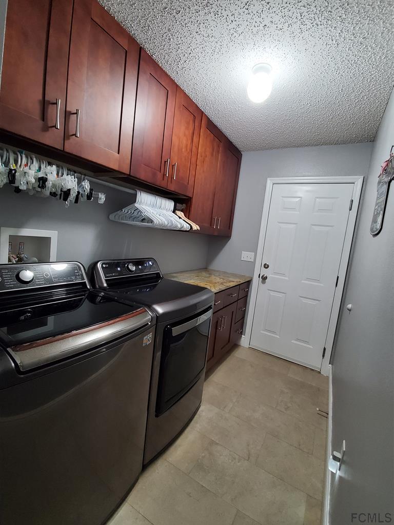 44 Riddle Drive Palm Coast, FL 32164 - Photo 45 of 49 Laundry room to garage