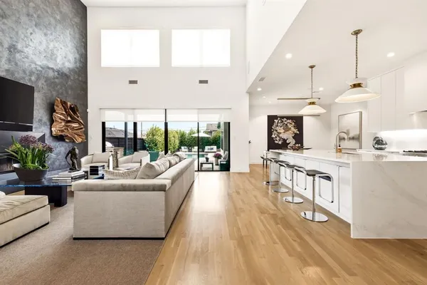 $1,675,000 | 6958 Coronado Avenue, Dallas, TX 75214