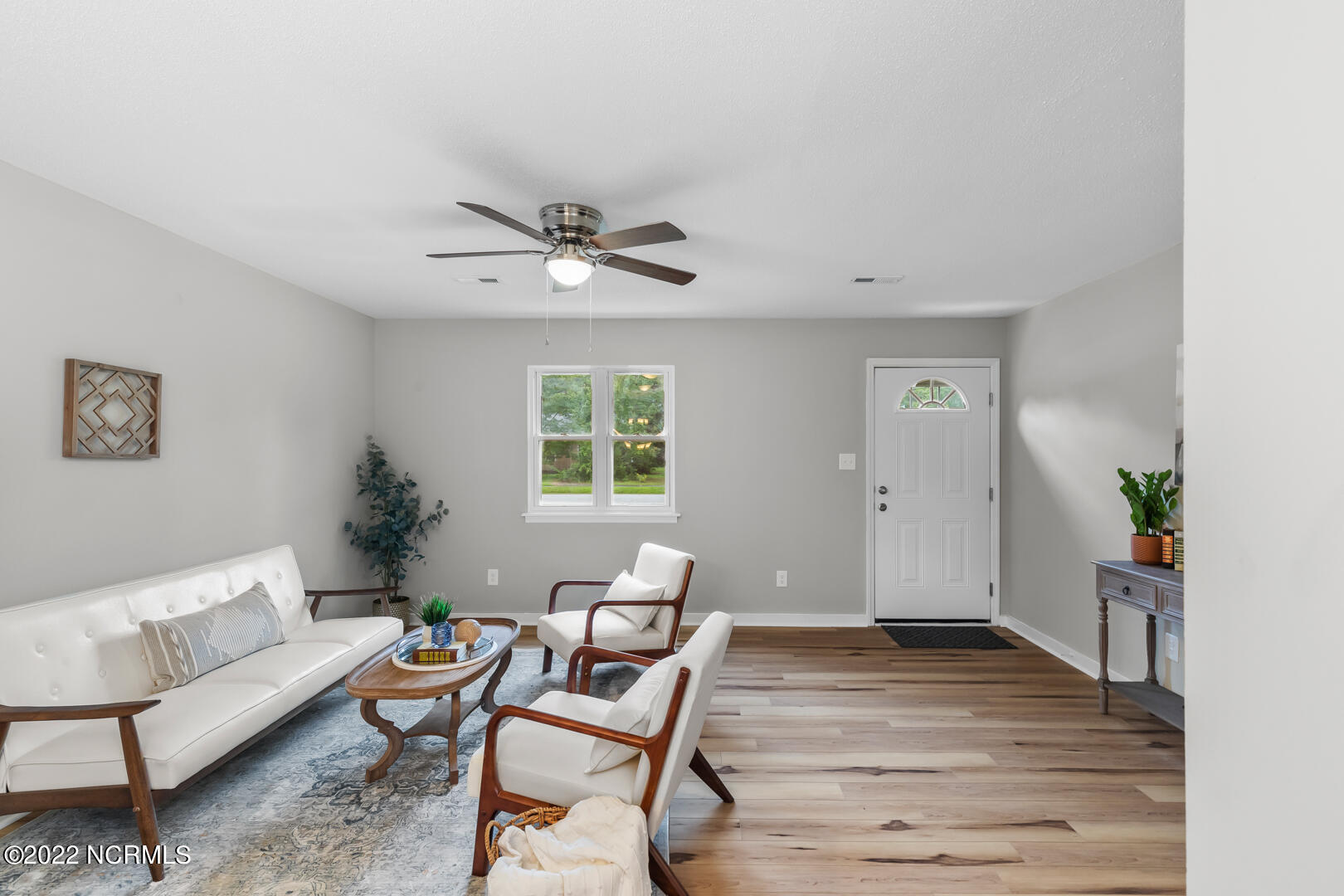 147 Bayberry Road Newport, NC 28570 - Photo 4 of 26 5