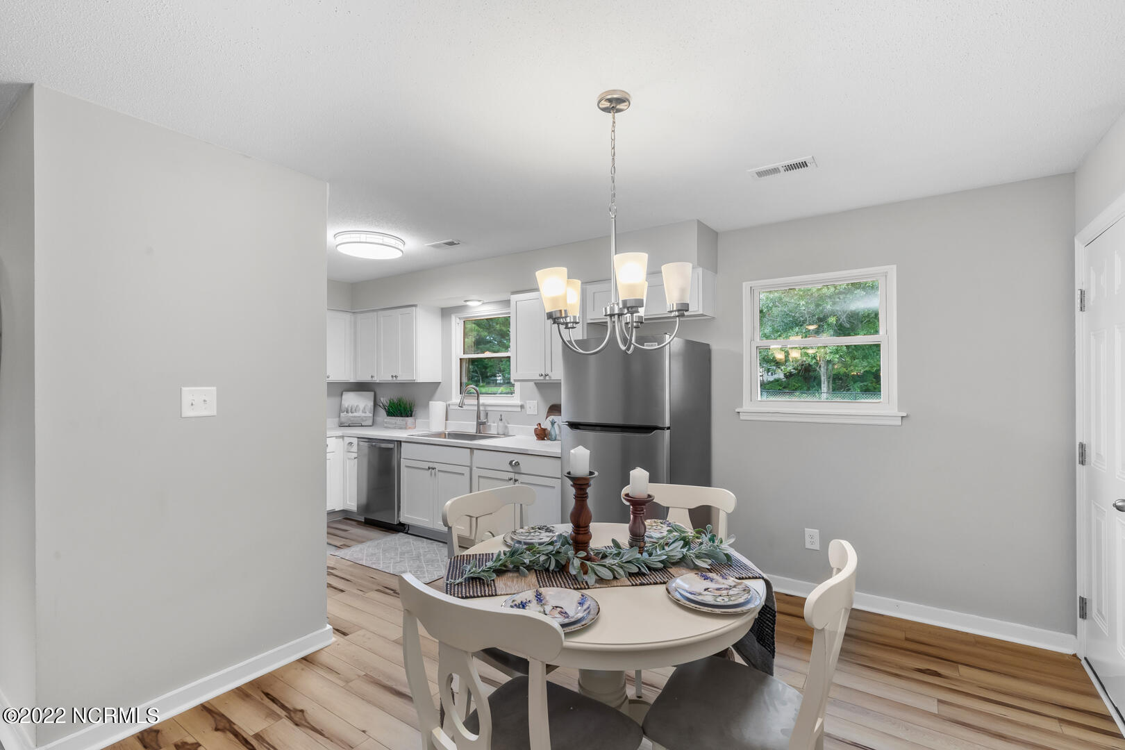 147 Bayberry Road Newport, NC 28570 - Photo 7 of 26 9