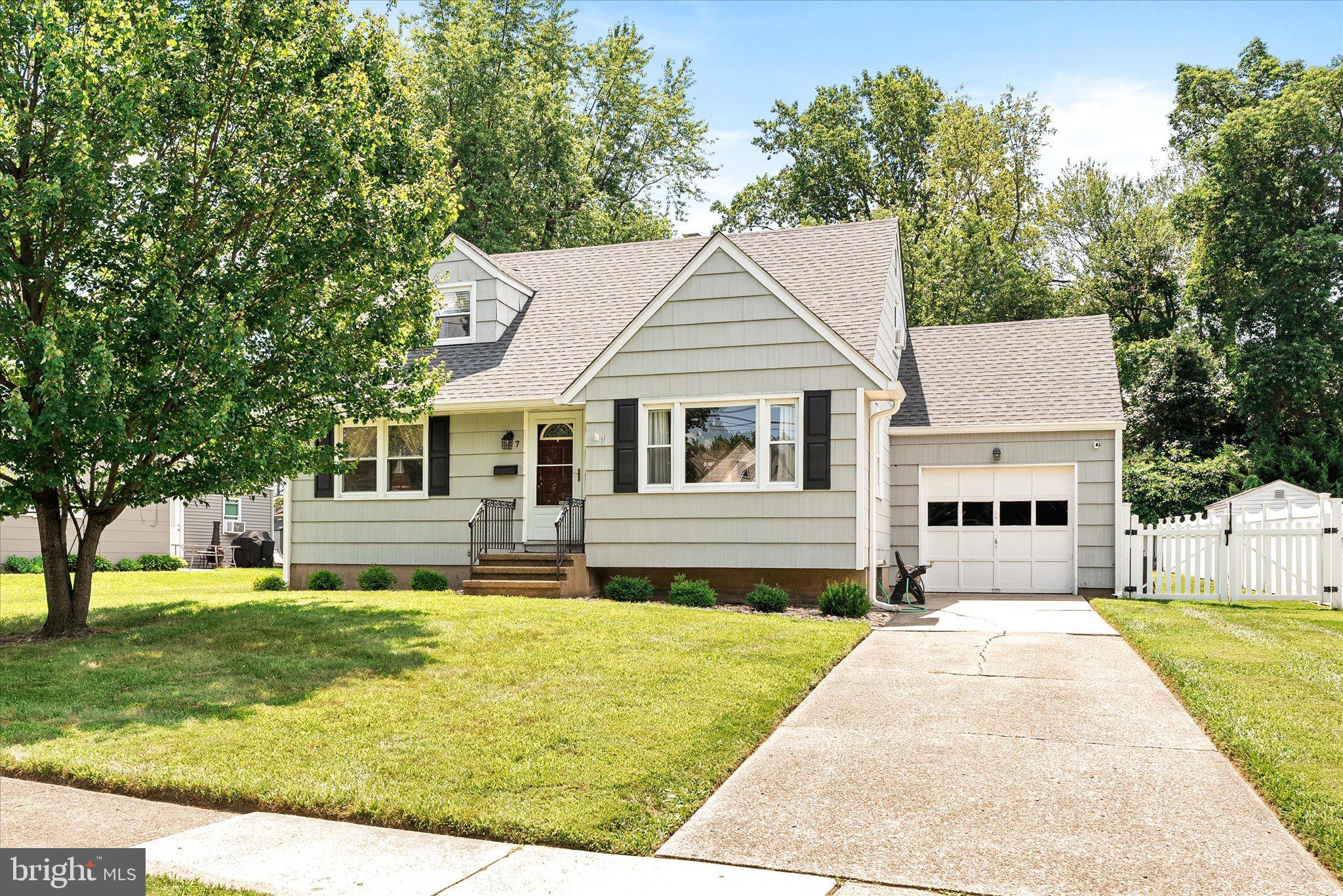 7 Doreen Road Hamilton, NJ 08690 - Photo 1 of 18 Gallery Image 1