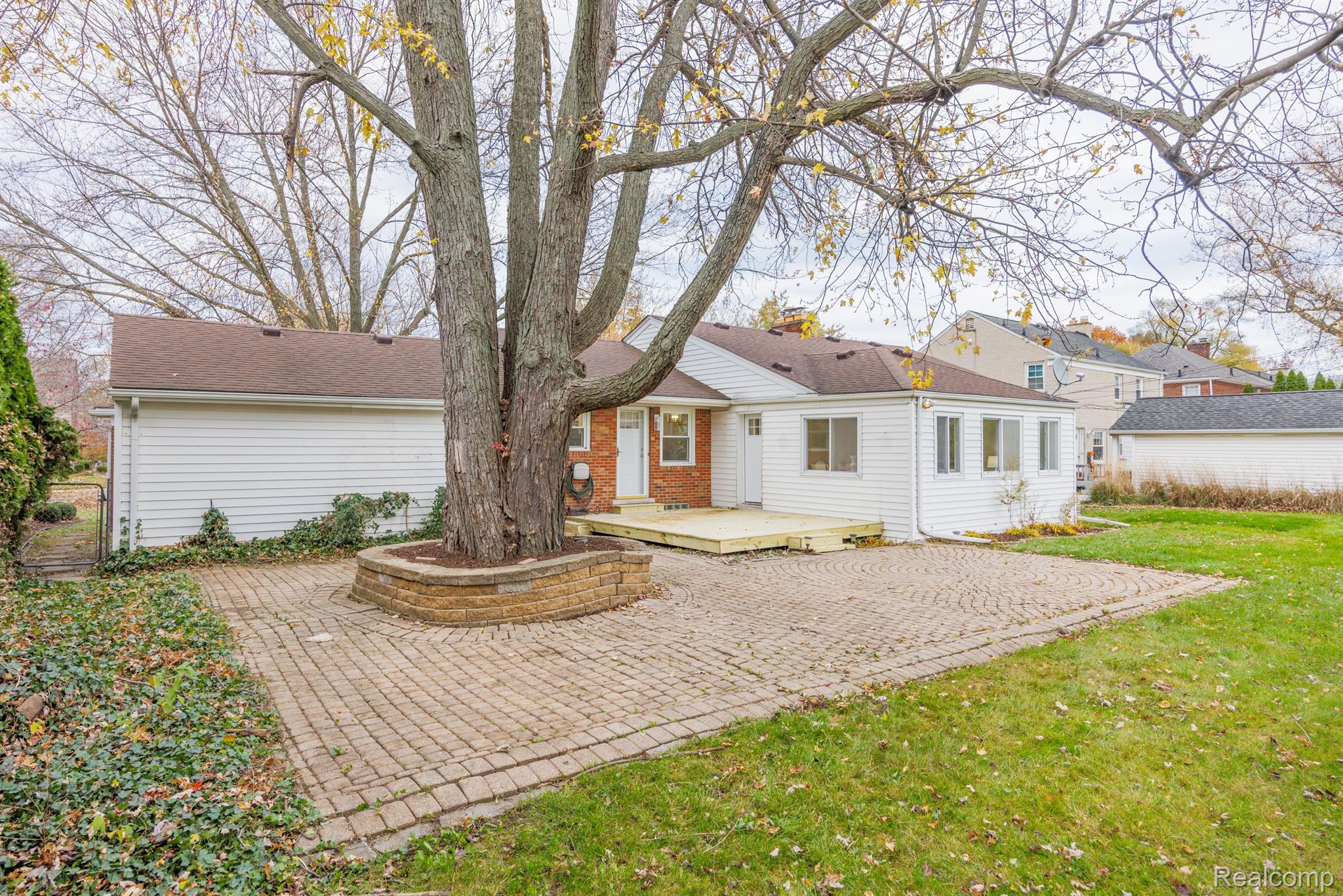 1337 Torrey Road Grosse Pointe, MI 48236 - Photo 28 of 31 Gallery Image 28