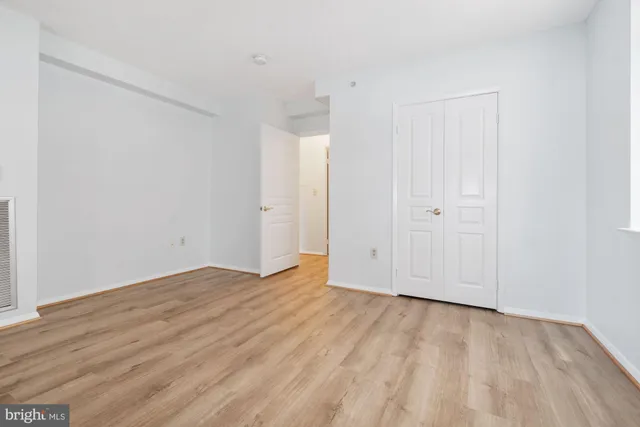 $2,100 | 7111 Woodmont Avenue, Unit 217, Bethesda, MD 20815
