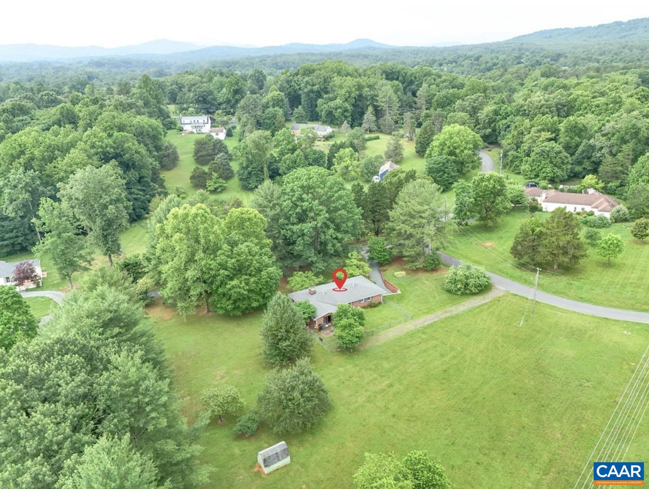 2190 Devonshire Road Charlottesville, VA 22901 - Photo 3 of 25 Gallery Image 3