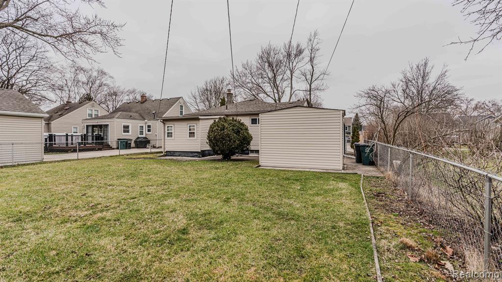 1295 Columbia Road Berkley, MI 48072 - Photo 48 of 53