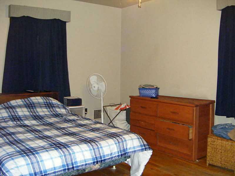 1634 Chartiers Avenue McKees Rocks, PA 15136 - Photo 18 of 23 Bedroom.