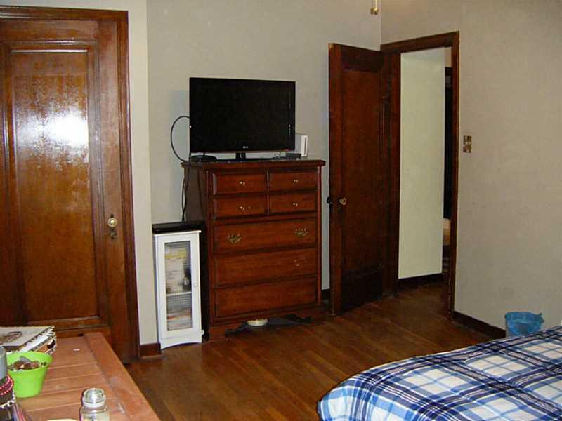 1634 Chartiers Avenue McKees Rocks, PA 15136 - Photo 19 of 23 Bedroom.