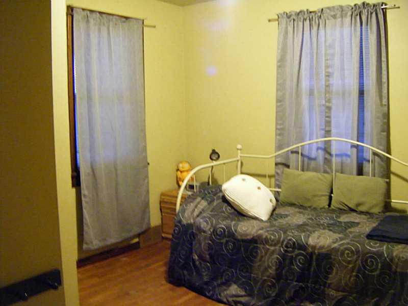 1634 Chartiers Avenue McKees Rocks, PA 15136 - Photo 20 of 23 Bedroom.