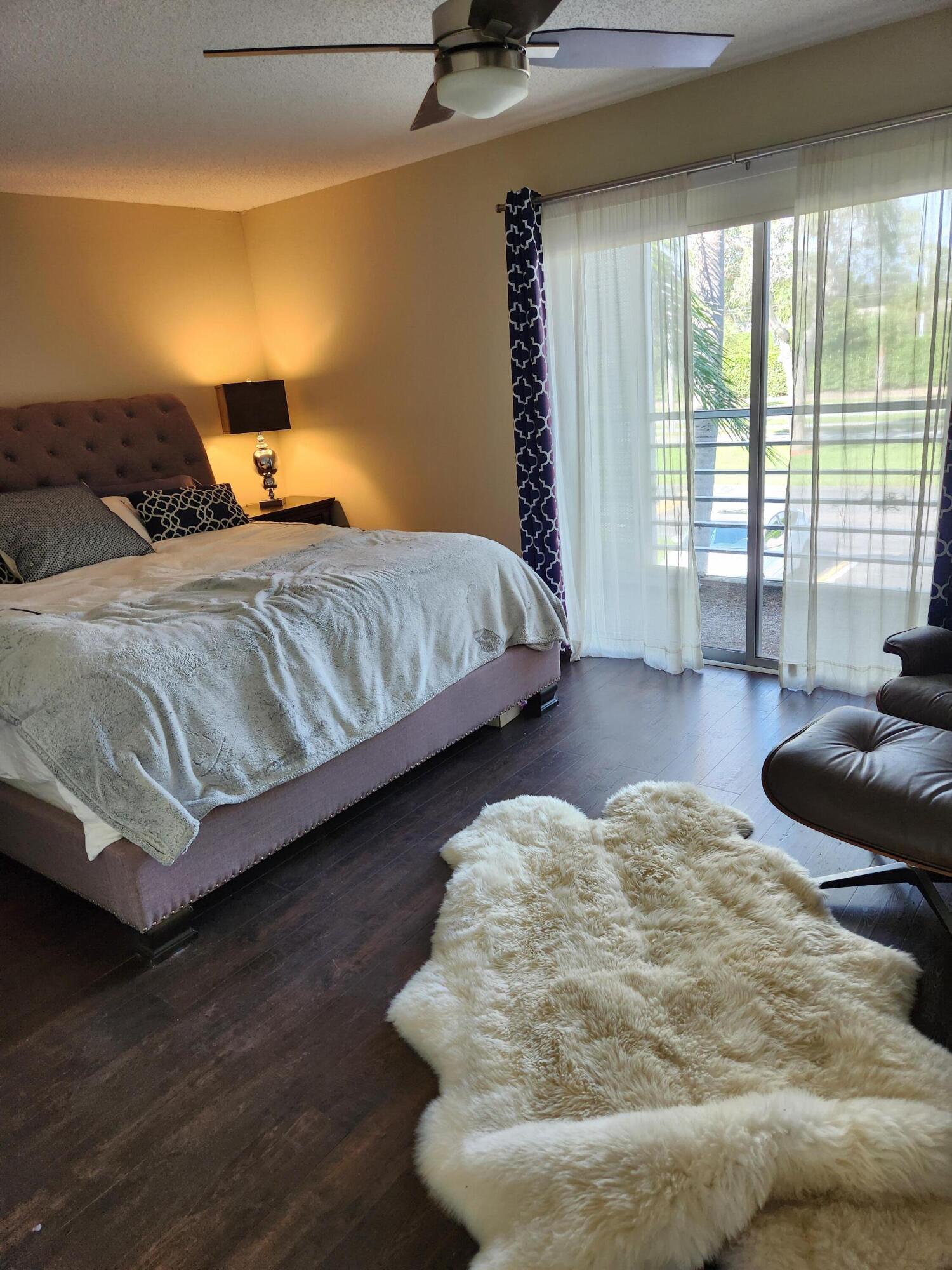 65 Preston F, Unit B Boca Raton, FL 33434 - Photo 10 of 21 MasterBed