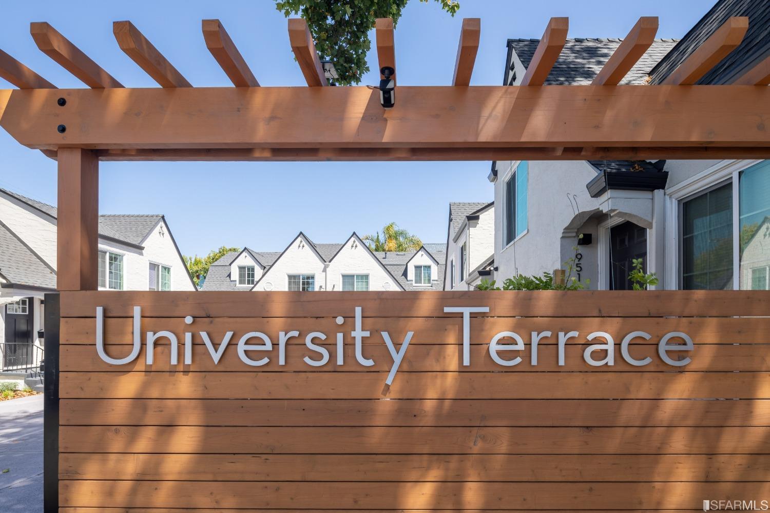 951 University Avenue Berkeley, CA 94710 - Photo 11 of 34 a close up of a street sign