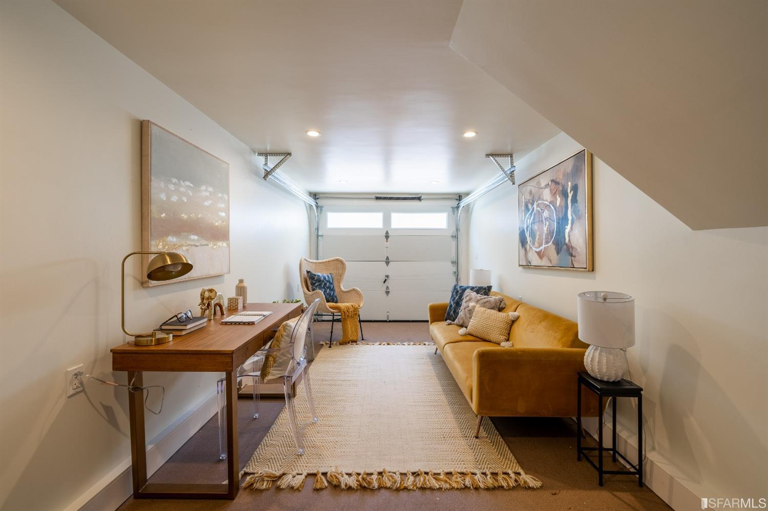 951 University Avenue Berkeley, CA 94710 - Photo 27 of 34 a living room with furniture and a table
